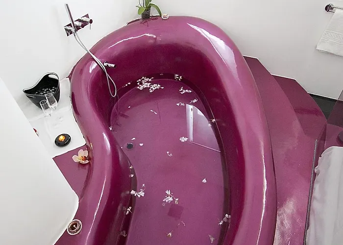 Absoluto Design Szálloda 4*