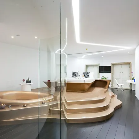 Hotel Absoluto Design 4*