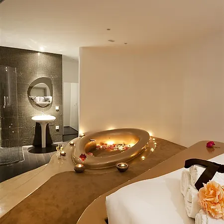Absoluto Design Hotel 4*